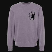 Load image into Gallery viewer, Lodgepole Moose Women&#39;s Garment Dyed Sweatshirt